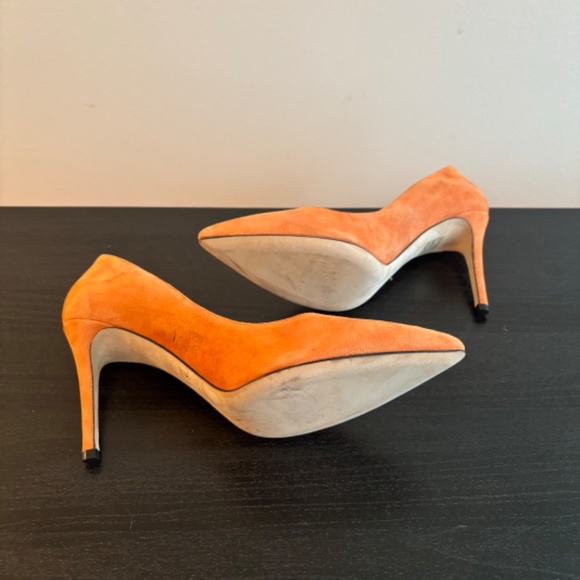 Furla Orange Suede Pump - Picture 6 of 6